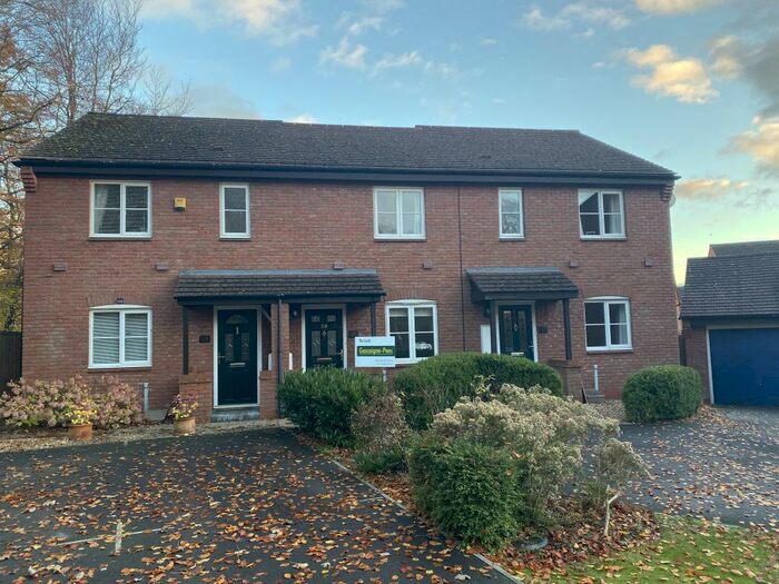 2 Bedroom Terraced House To Rent In Beggarwood, RG22