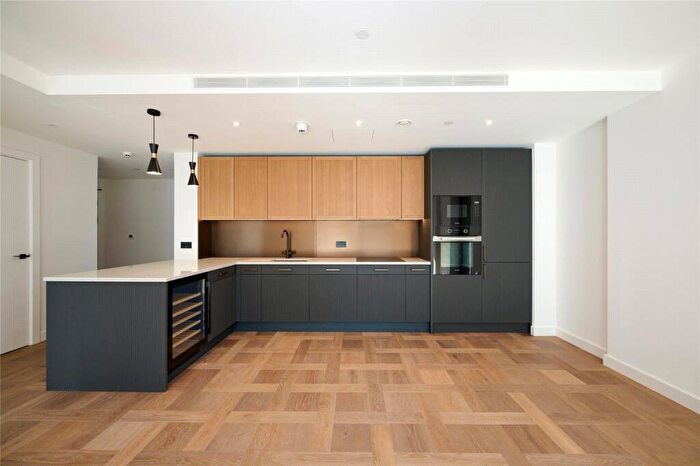 2 Bedroom Apartment To Rent In Merino Gardens, London Docks, London, E1W
