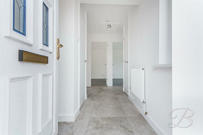 2 Bedroom Bungalow For Sale In Lynd Close, Selston, Nottingham, NG16
