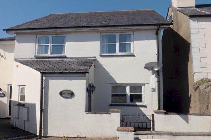 3 Bedroom Terraced House To Rent In Crossley Moor Road Kingsteignton, Newton Abbot, TQ12