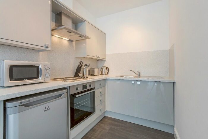 1 Bedroom Flat To Rent In Fairlie Park Drive, Partick, Glasgow, G11