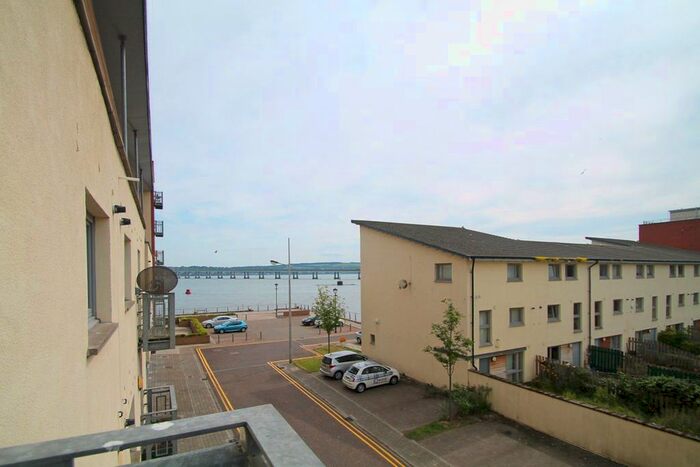 2 Bedroom Flat To Rent In Thorter Row, Dundee, Dundee, DD1