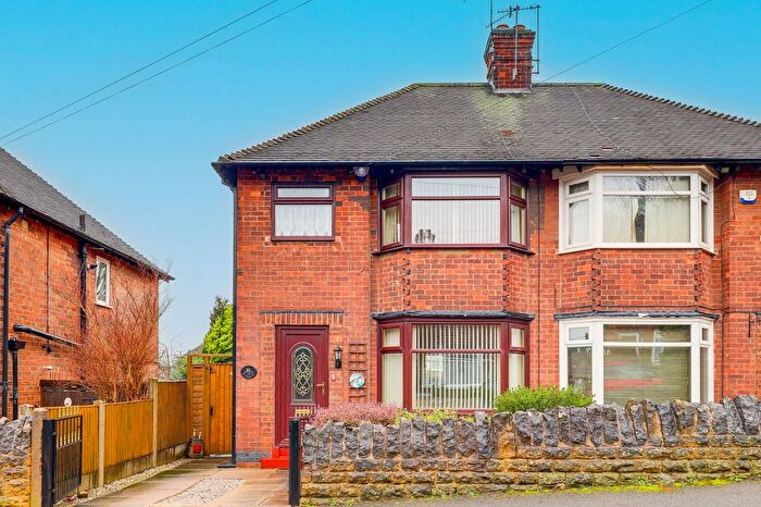 2 Bedroom Semi Detached House For Sale In Hadbury Road, Nottingham, NG5