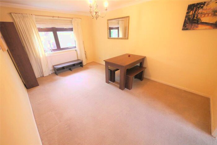 1 Bedroom Apartment To Rent In Oldfields, Victoria Road, Brentwood, CM14