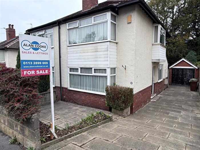 3 Bedroom Semi-Detached House For Sale In Church Avenue, Meanwood, LS6