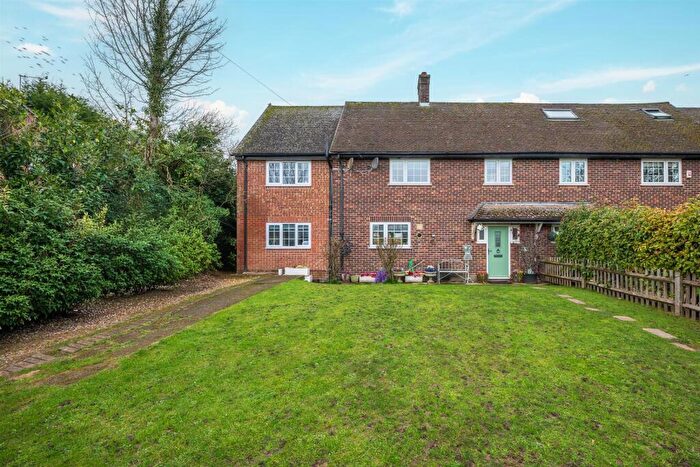 5 Bedroom Semi-Detached House For Sale In Layhams Road, West Wickham, BR4