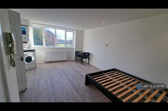 Studio To Rent In The Turret, Harrow, HA2