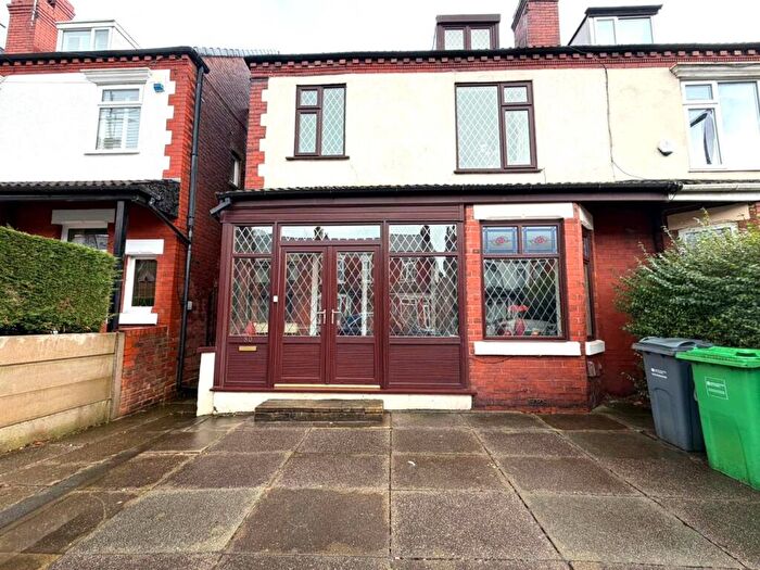 4 Bedroom Semi Detached House For Sale In Belgrave Road, Manchester, M40