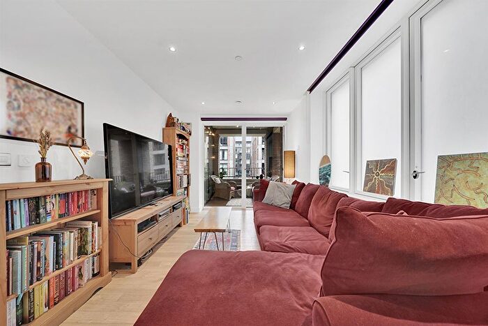 1 Bedroom Flat For Sale In Rookwood Way, London, E3