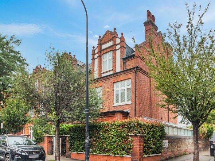 5 Bedroom Terraced House To Rent In Agincourt Road, Hampstead Heath, London, NW3