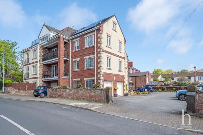 2 Bedroom Flat For Sale In Sandy Lane, West Kirby, CH48