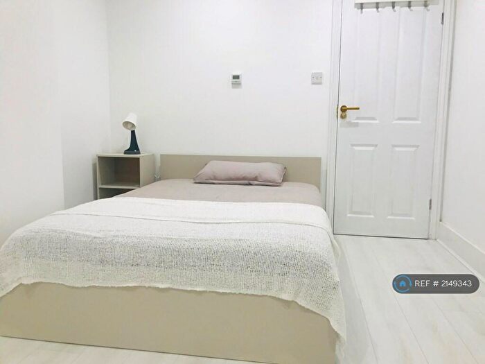 2 Bedroom Terraced House To Rent In Longstone Road, Eastbourne, BN22