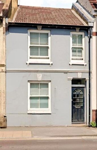 4 Bedroom Terraced House To Rent In Hollingdean Road, Brighton, BN2