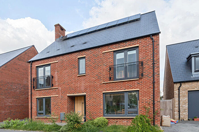 4 Bedroom Detached House For Sale In Collett Drive, Wolvercote, Oxford, OX2