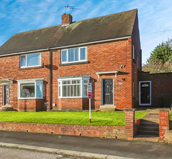 3 Bedroom Semi-Detached House For Sale In Norwood Avenue, Maltby, Rotherham, S66