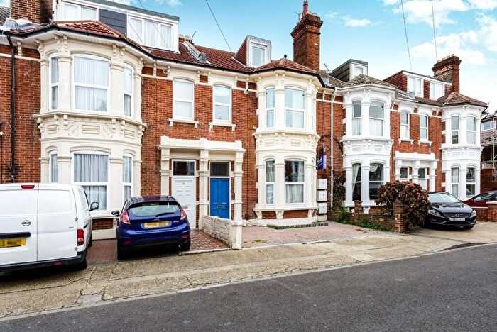 2 Bedroom Apartment For Sale In St. Ronans Avenue, Southsea, Hampshire, PO4