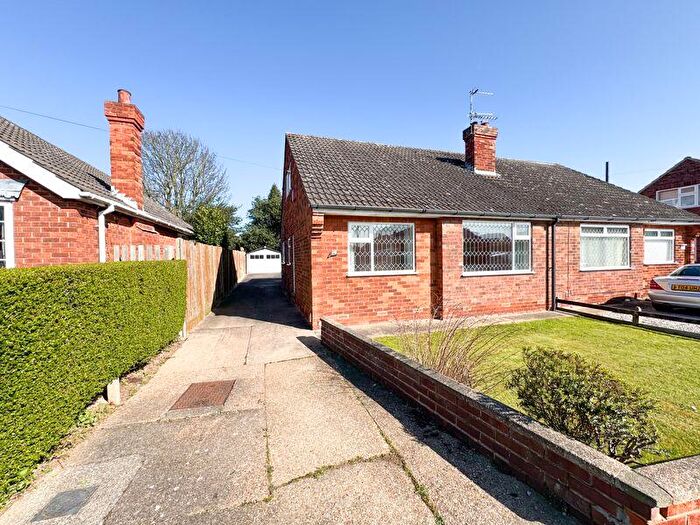 2 Bedroom Semi-Detached Bungalow For Sale In St. Francis Grove, Laceby, DN37