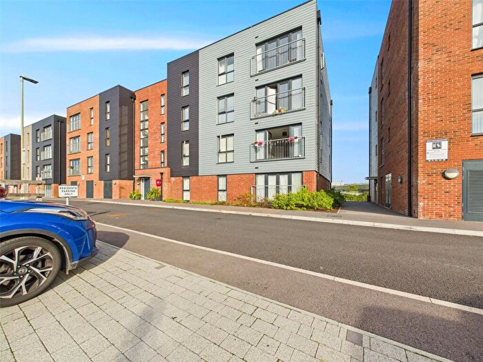 2 Bedroom Apartment For Sale In Hobbs Way, Gloucester, Gloucestershire, GL2