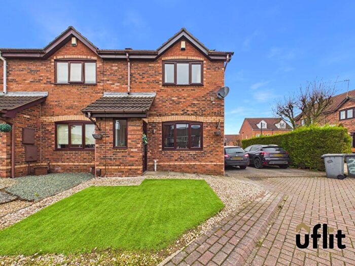 2 Bedroom Terraced House For Sale In Mulberry Close, Parkgate, Rotherham, S62