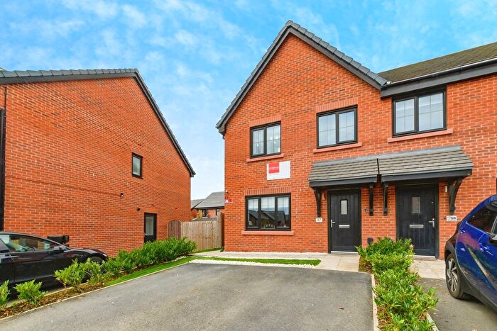 3 Bedroom Semi-Detached House For Sale In Silk Mill Street, Worsley, Manchester, Greater Manchester, M28
