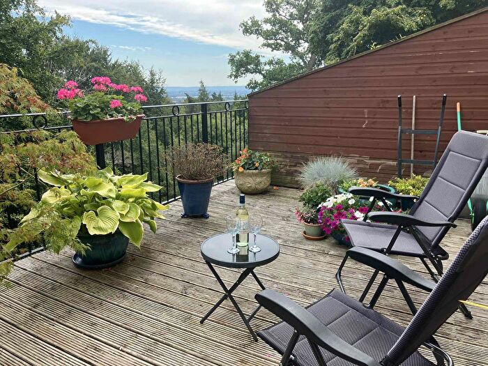 4 Bedroom Town House For Sale In Holywell Road Malvern, Worcestershire, WR14