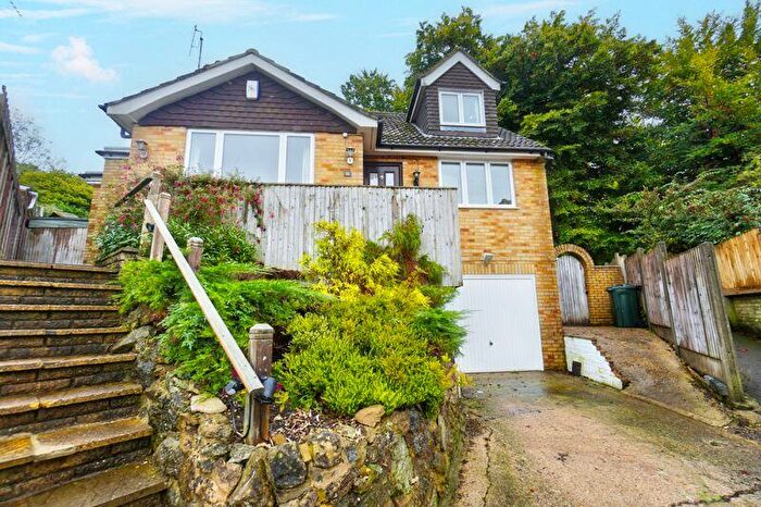 4 Bedroom Detached House For Sale In Arundel Road, HP12