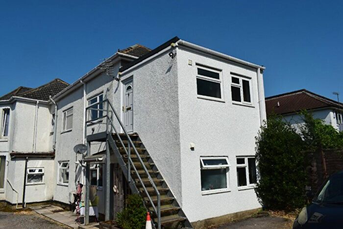 1 Bedroom Flat To Rent In Bullar Road, Southampton, Hampshire, SO18