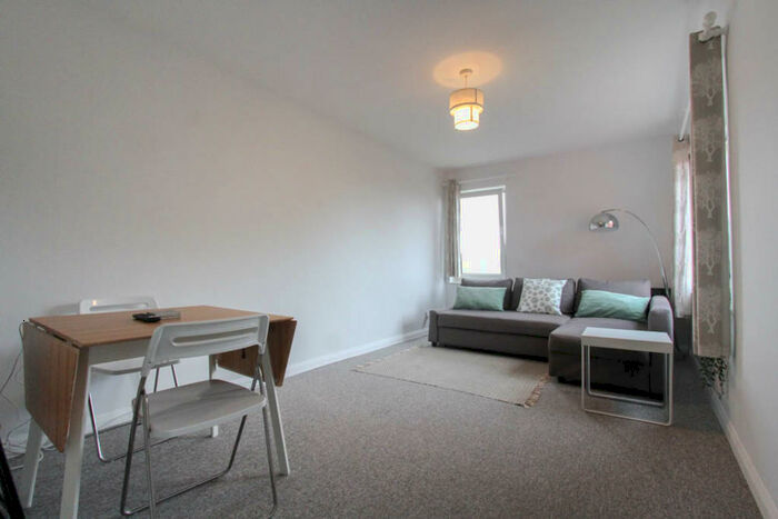 2 Bedroom Apartment To Rent In Church Place, Brighton, BN2