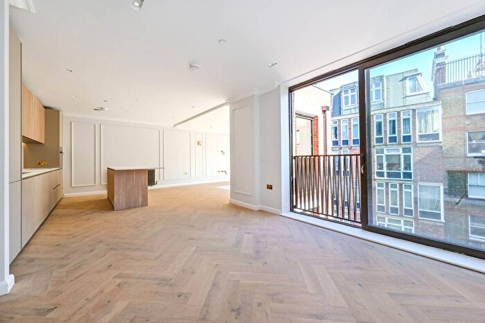 3 Bedroom Flat To Rent In Homer Row, Marylebone, London, W1H