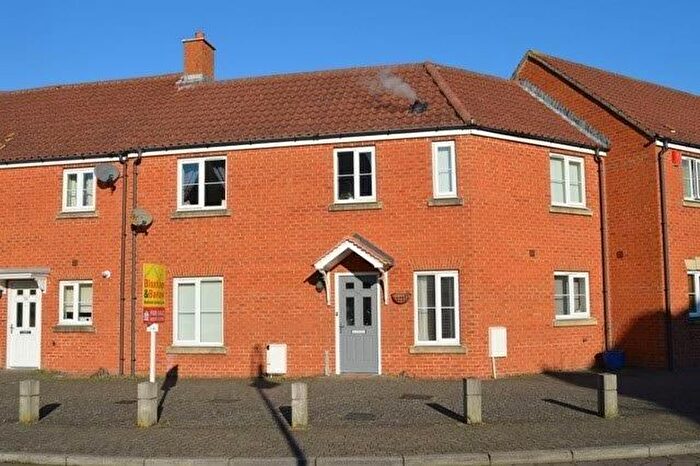 3 Bedroom Terraced House To Rent In Worle Moor Road, Weston Village, BS24