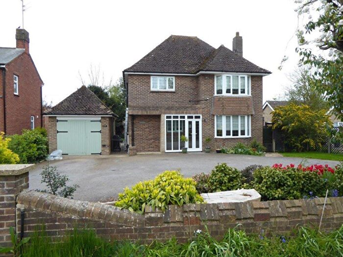 3 Bedroom Detached House For Sale In High Road, Weston, PE12