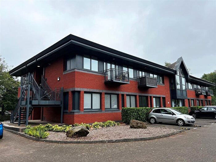 1 Bedroom Flat To Rent In Weyside Park, Godalming, GU7