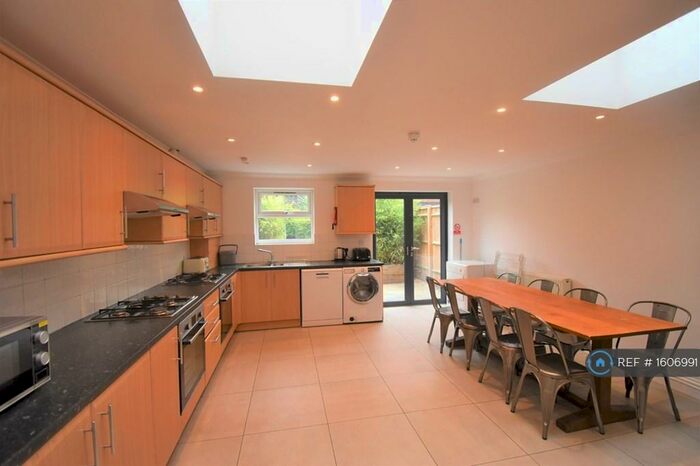 8 Bedroom Terraced House To Rent In Addington Road, Reading, RG1