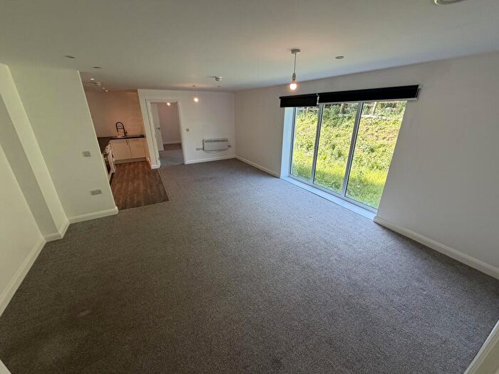 2 Bedroom Apartment To Rent In White Rose Apartments., LU1