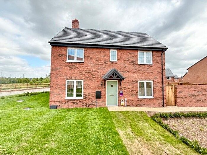 3 Bedroom Property To Rent In Starling Way, Crewe, CW2