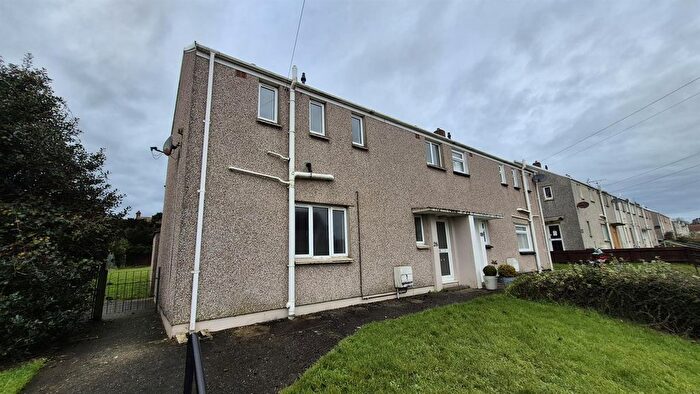 3 Bedroom Semi-Detached House To Rent In Cawdor Close, Haverfordwest, SA61
