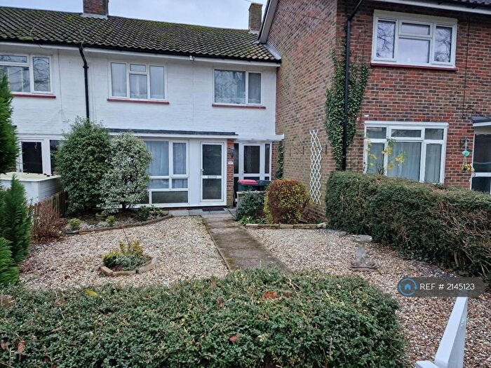 3 Bedroom End Of Terrace House To Rent In Garrick Walk, Crawley, RH10
