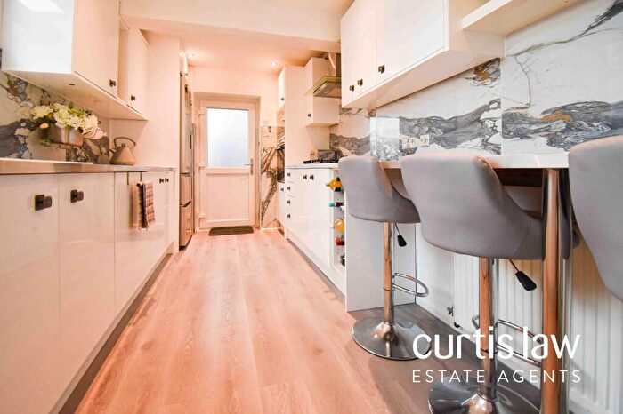 4 Bedroom Detached House For Sale In Holly Tree Way, Blackburn, BB2