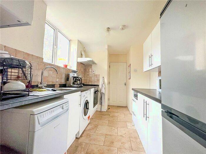 5 Bedroom End Of Terrace House To Rent In Ilex Close, Englefield Green, TW20