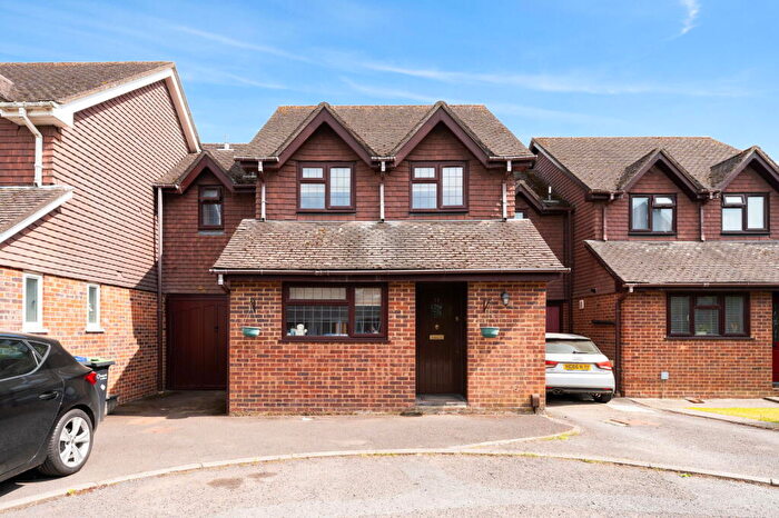 3 Bedroom Terraced House For Sale In Bishops Mead, Laverstock, SP1
