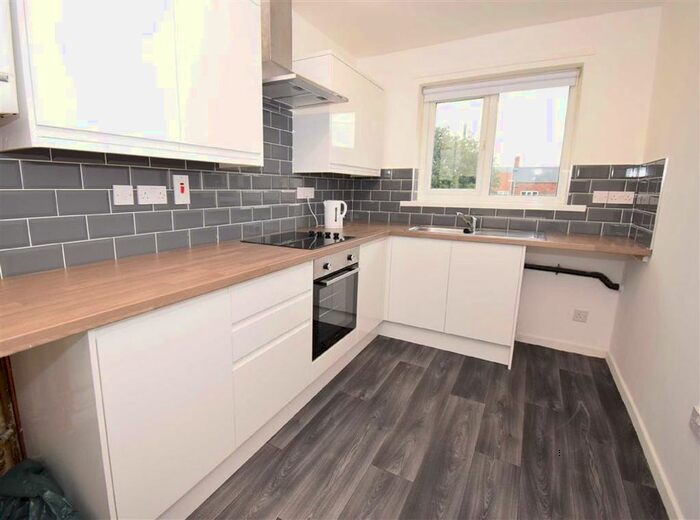 1 Bedroom Flat To Rent In Ryton Court, South Shields NE33