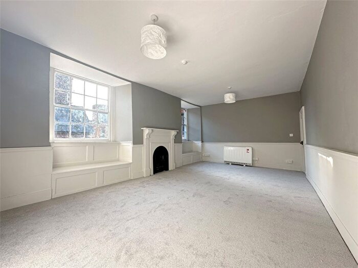 1 Bedroom Flat To Rent In The Mint, Exeter, EX4
