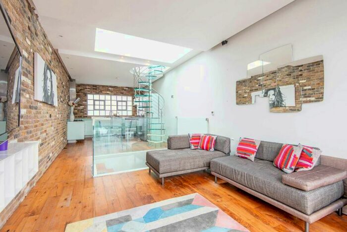 2 Bedroom Flat To Rent In Steels Lane, Shadwell, E1