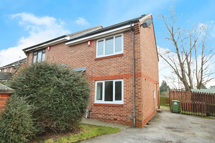 2 Bedroom Semi-Detached House To Rent In Beechwood Court, Seacroft, Leeds, LS14