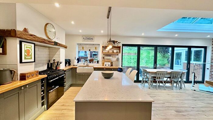 3 Bedroom Detached House For Sale In Ironlatch Avenue, St Leonards On Sea, TN38