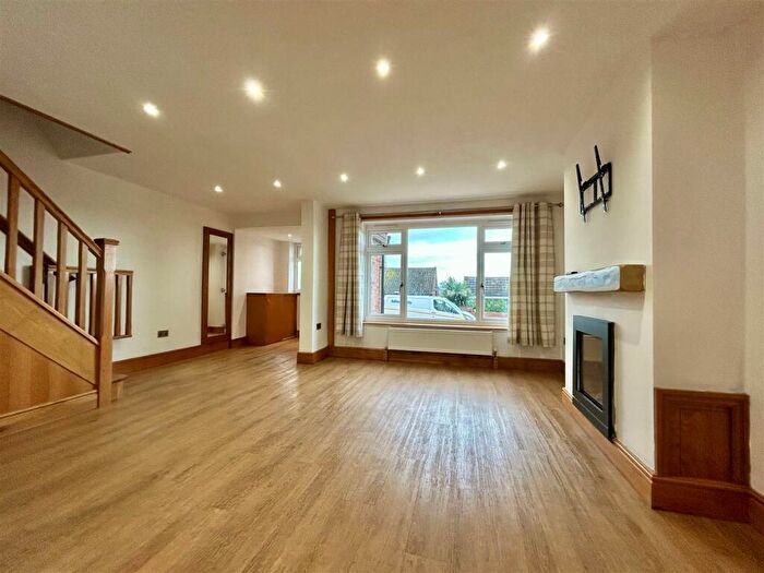 House To Rent In Primrose Drive, Ditton, ME20