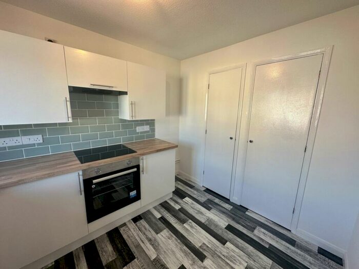 2 Bedroom Flat To Rent In Lawrence Court, Dover Road, CT19