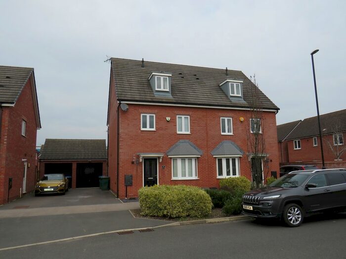 4 Bedroom Property To Rent In Baron Leigh Drive, Westwood Heath Road, Coventry, CV4