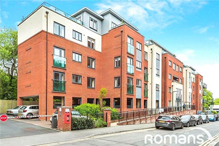 1 Bedroom Flat To Rent In Park Lane, Camberley, Surrey, GU15