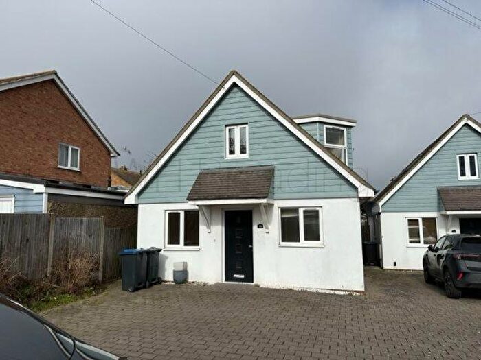 2 Bedroom Bungalow To Rent In Millstrood Road, Whitstable, CT5